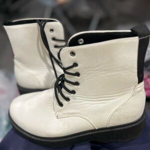 Chic White Lace-Up Combat Boots